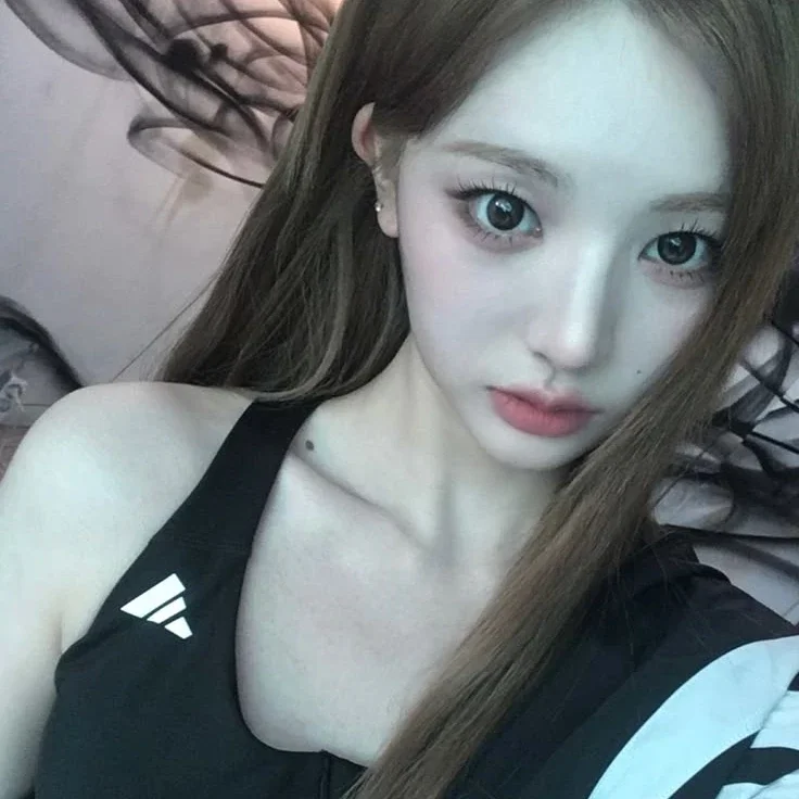 YeonJi gallery image