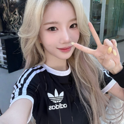 YooYeon