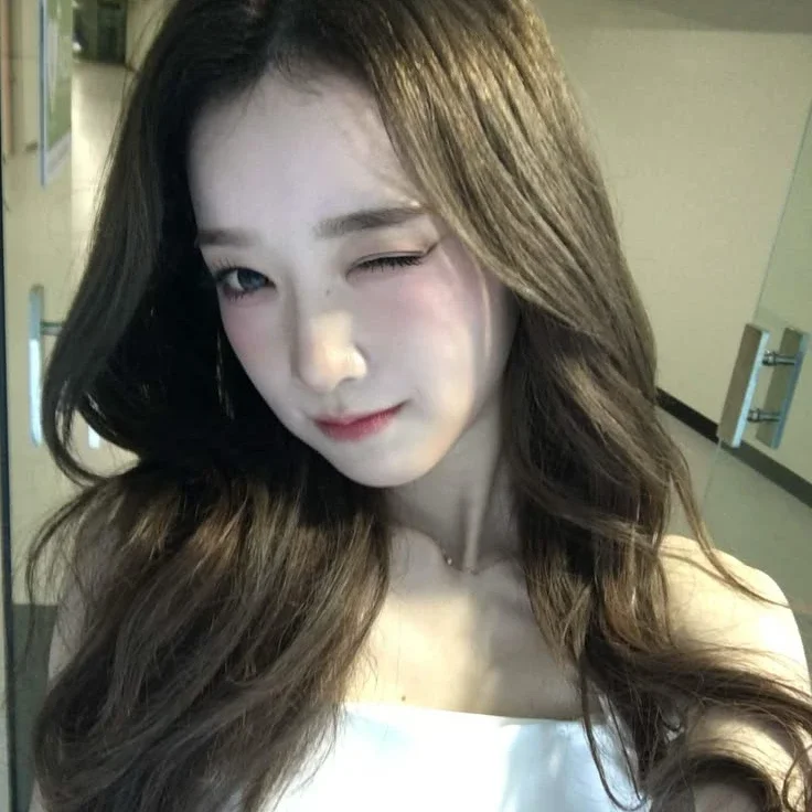 YooYeon galerijafbeelding