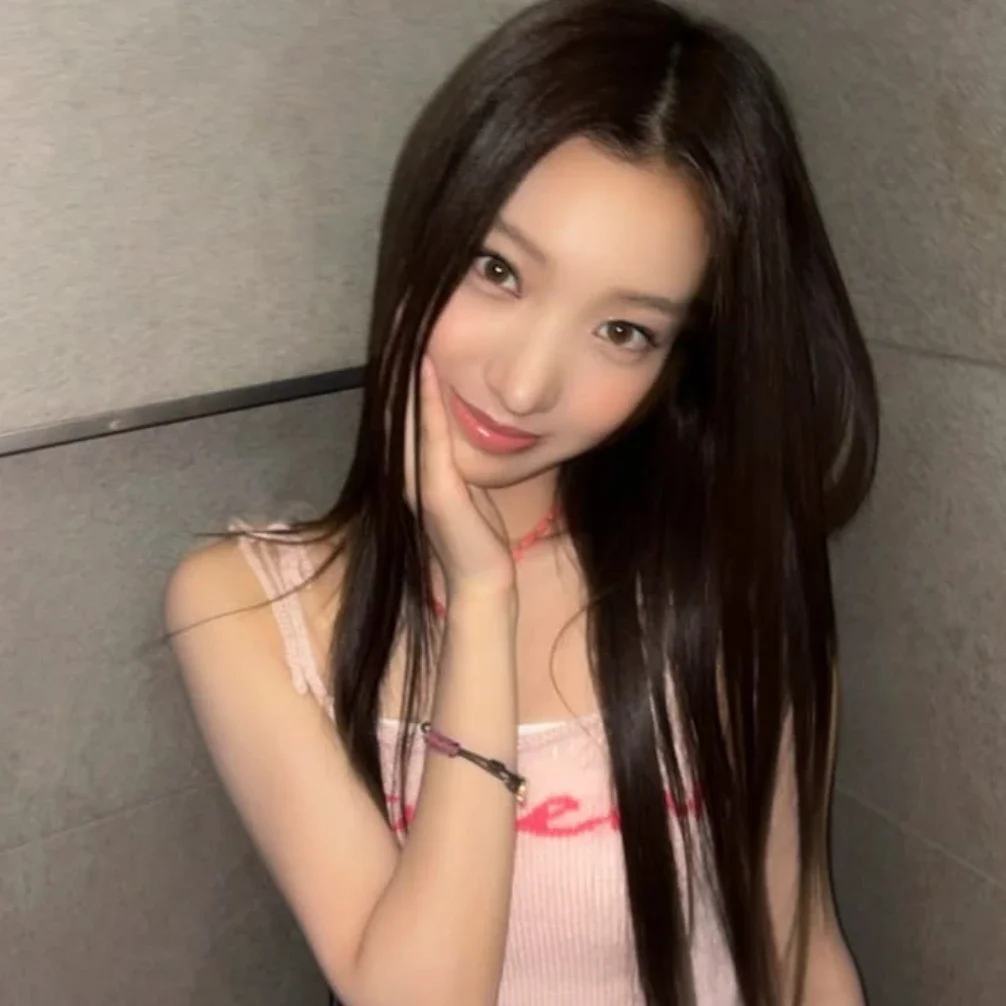 Seoyeon gallery image