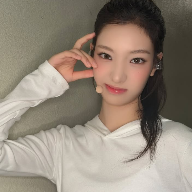 Seoyeon gallery image