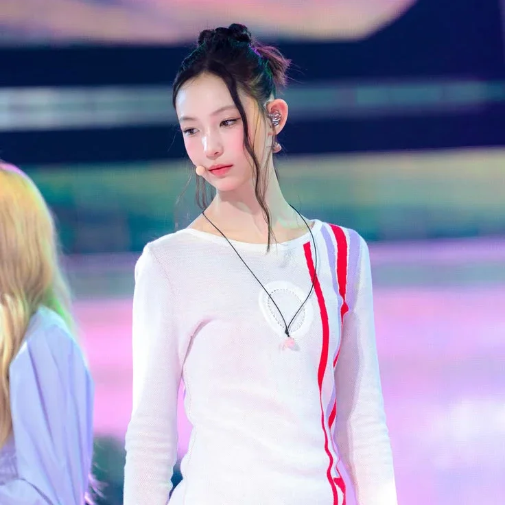 Yi Hani gallery image