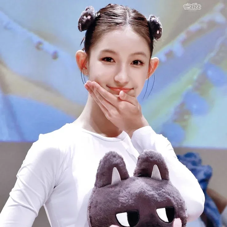 Yi Hani gallery image