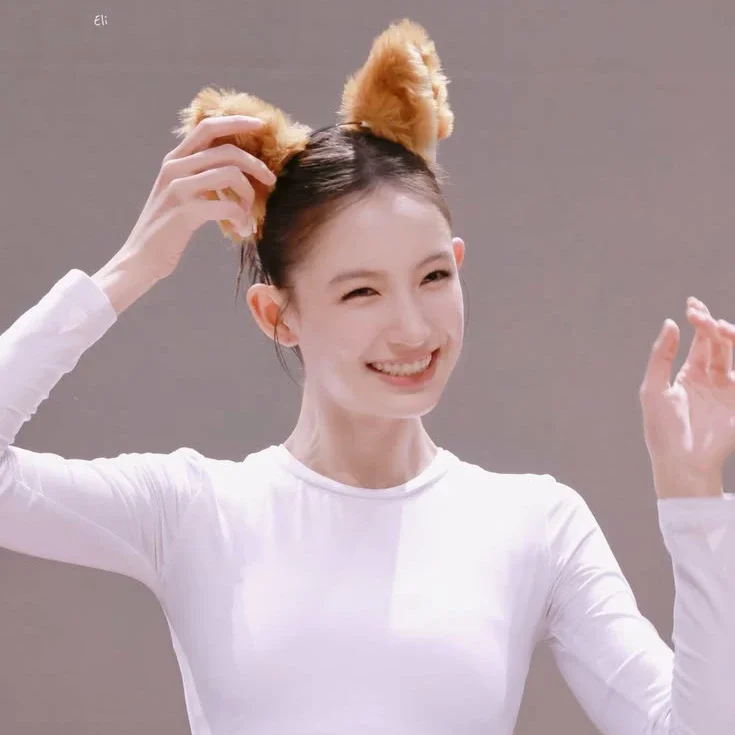 Yi Hani gallery image