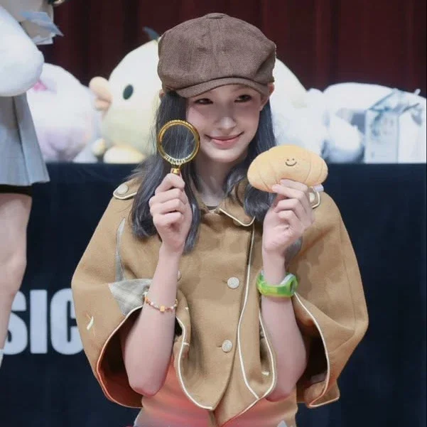 Yi Hani gallery image