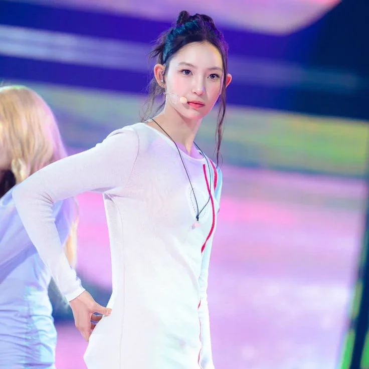 Yi Hani gallery image