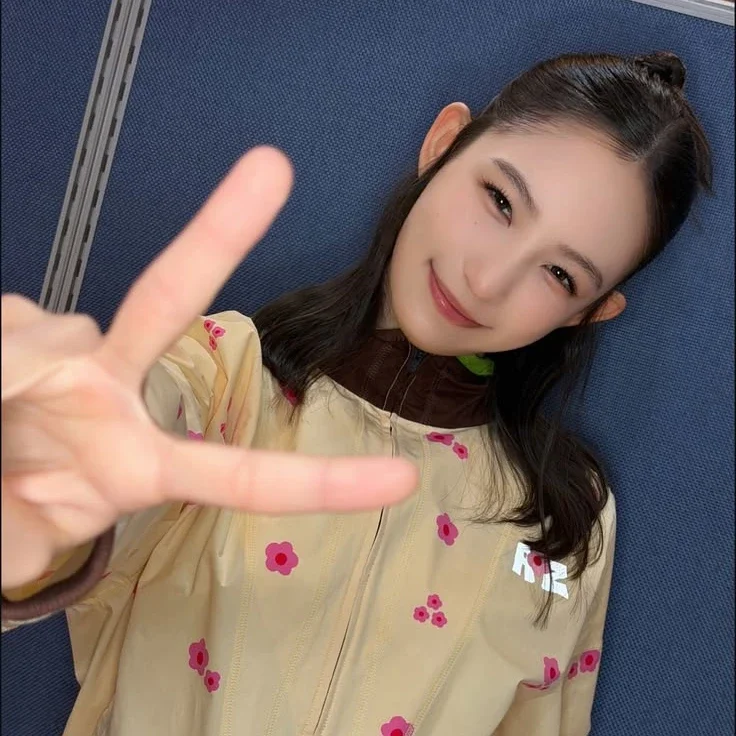Yi Hani gallery image