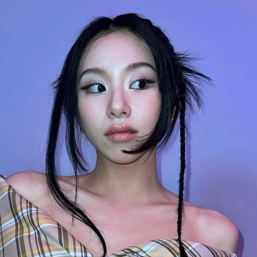 عکس گالری Chaeyoung