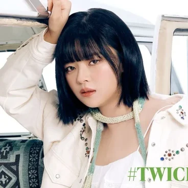 Jeongyeon 4