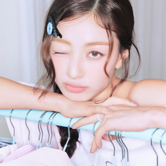 Jihyo gallery image