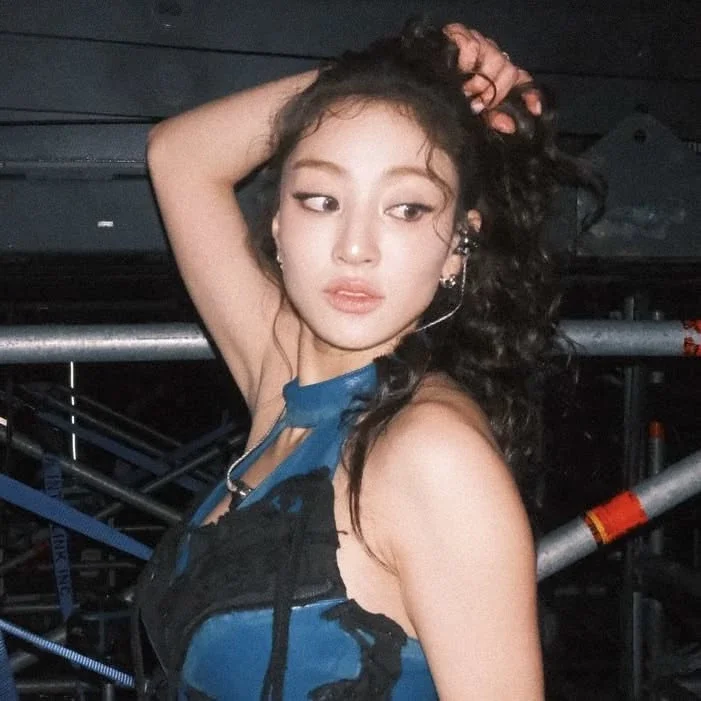 Jihyo gallery image