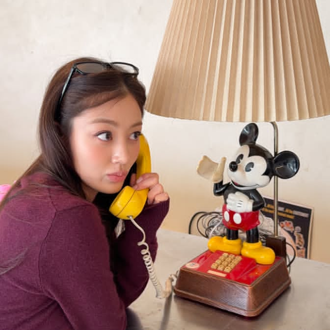 Jihyo gallery image