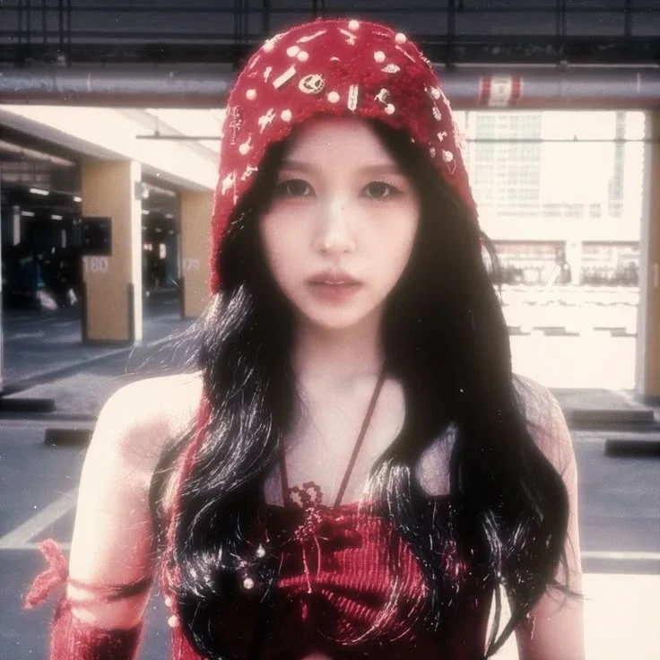 Mina gallery image
