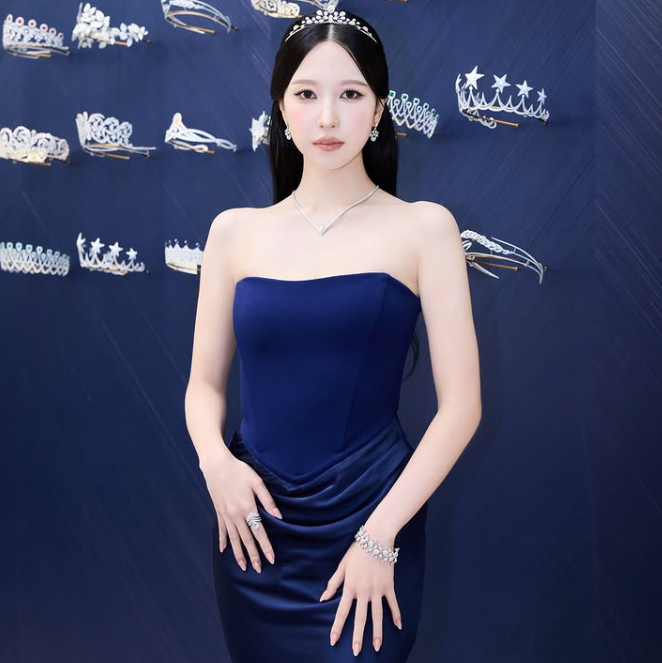 Mina gallery image