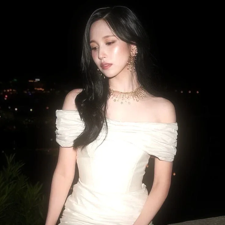 Mina gallery image