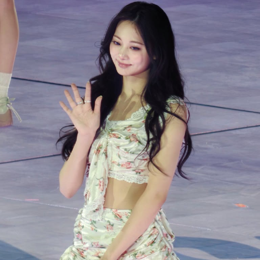 Tzuyu Galeriebild