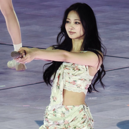 Tzuyu Galeriebild