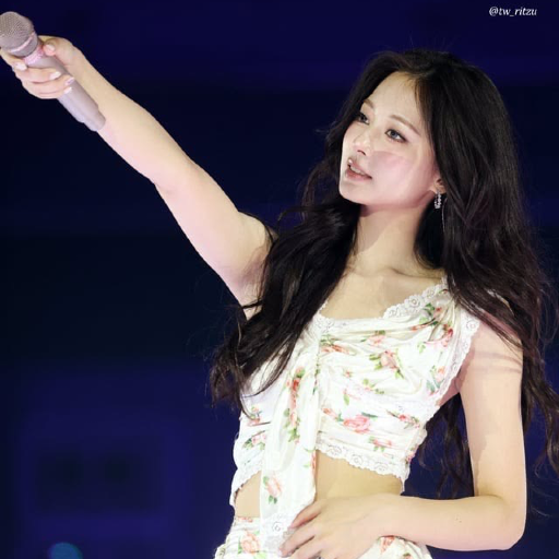 Tzuyu Galeriebild