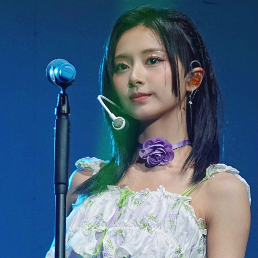 Tzuyu Galeriebild
