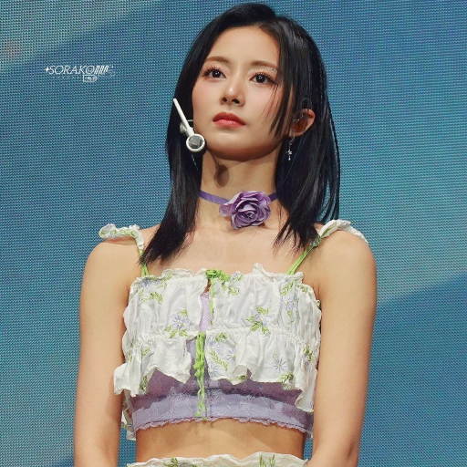 Tzuyu Galeriebild