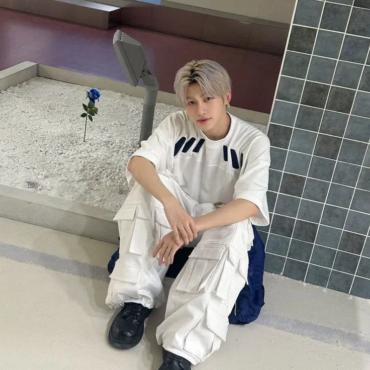 Gambar galeri Jihoon