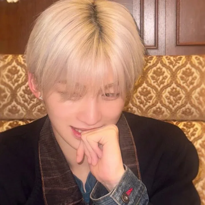 Gambar galeri Jihoon