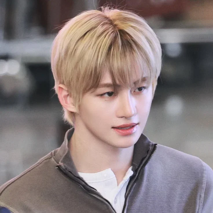 Jihoon gallery image