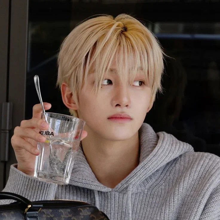 Gambar galeri Jihoon