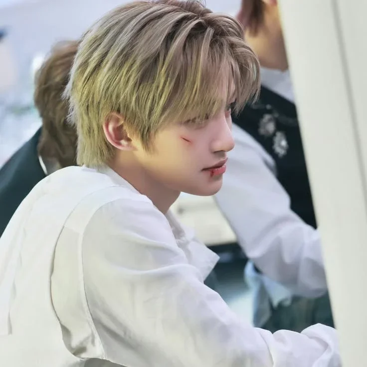 Gambar galeri Jihoon