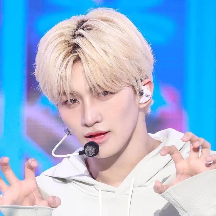 Gambar galeri Jihoon