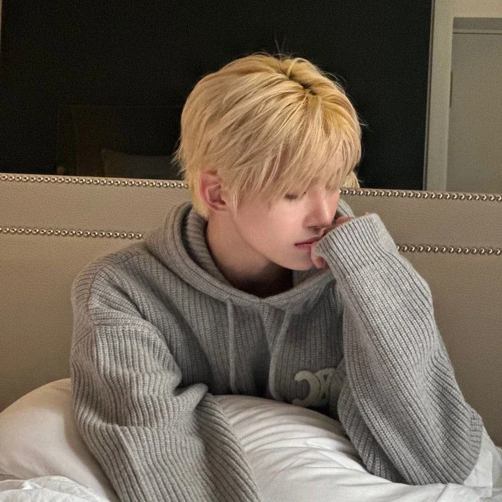 Gambar galeri Jihoon