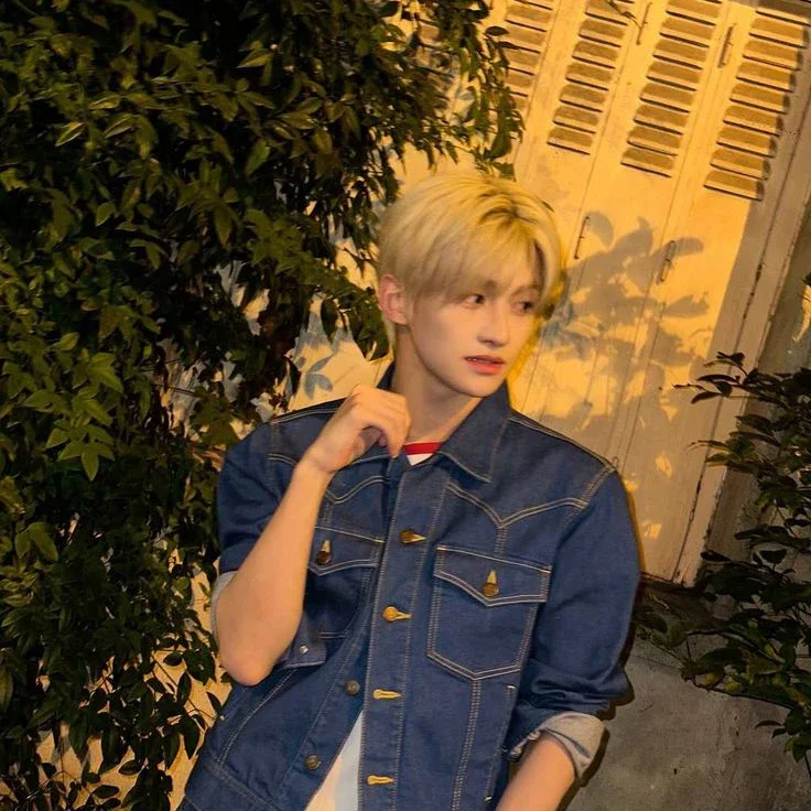 Gambar galeri Jihoon