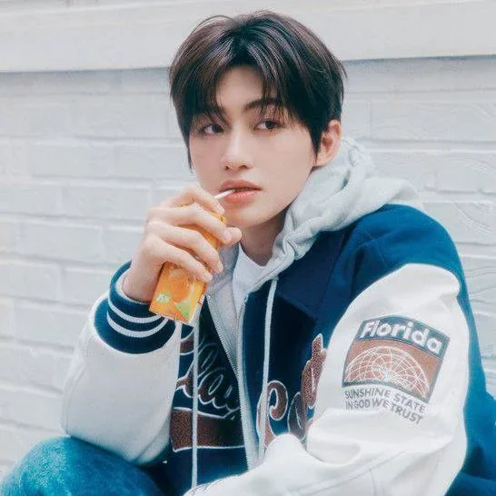Jihoon gallery image