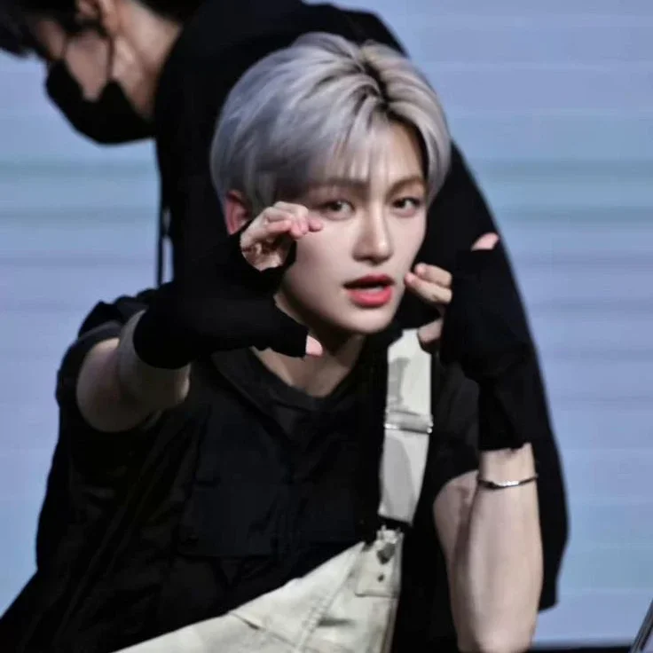 Gambar galeri Jihoon