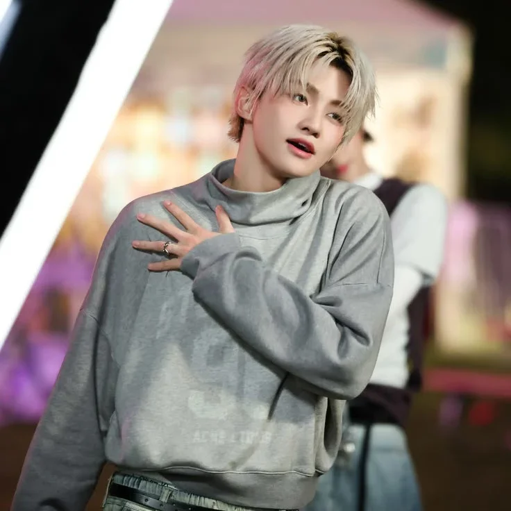 Gambar galeri Jihoon