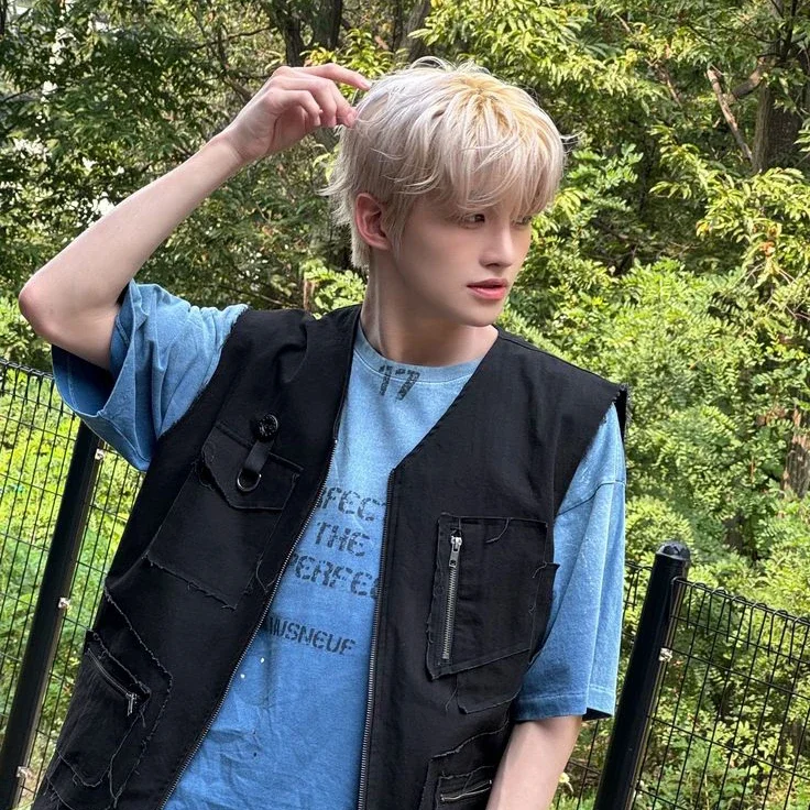 Gambar galeri Jihoon