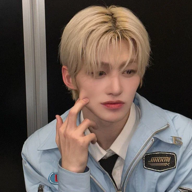 Gambar galeri Jihoon