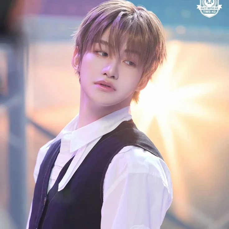 Jihoon gallery image