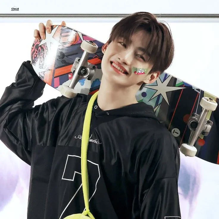 Jihoon gallery image