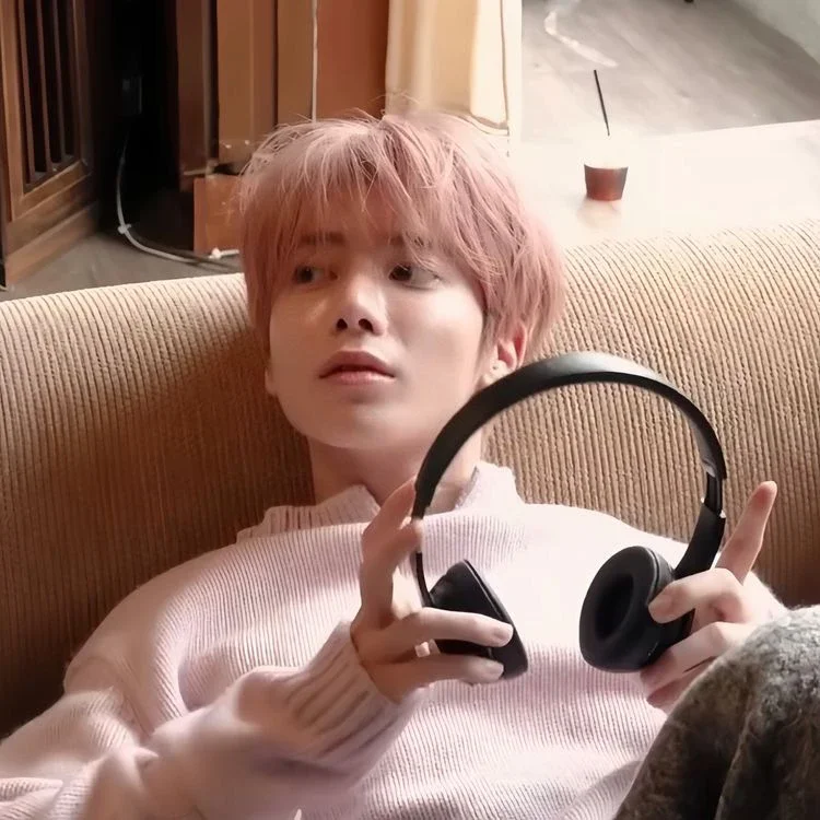 Taehyun gallery image