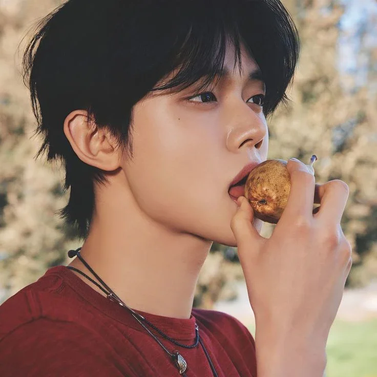 Imej galeri Yeonjun