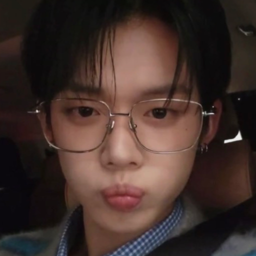 Yeonjun galeri görseli