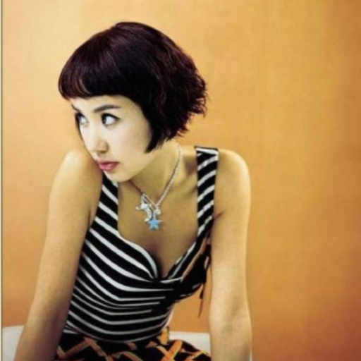 Uhm Jung-hwa gallery image