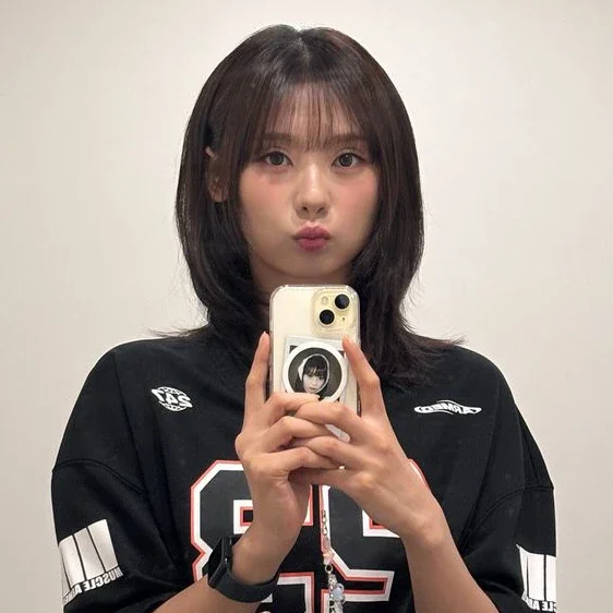Hyeonju gallery image