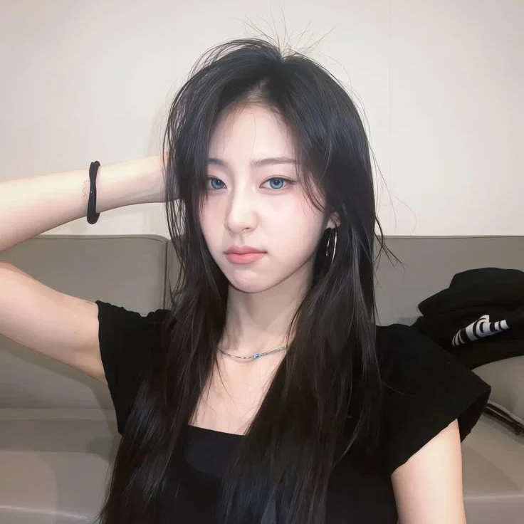 Jiyoon gallery image