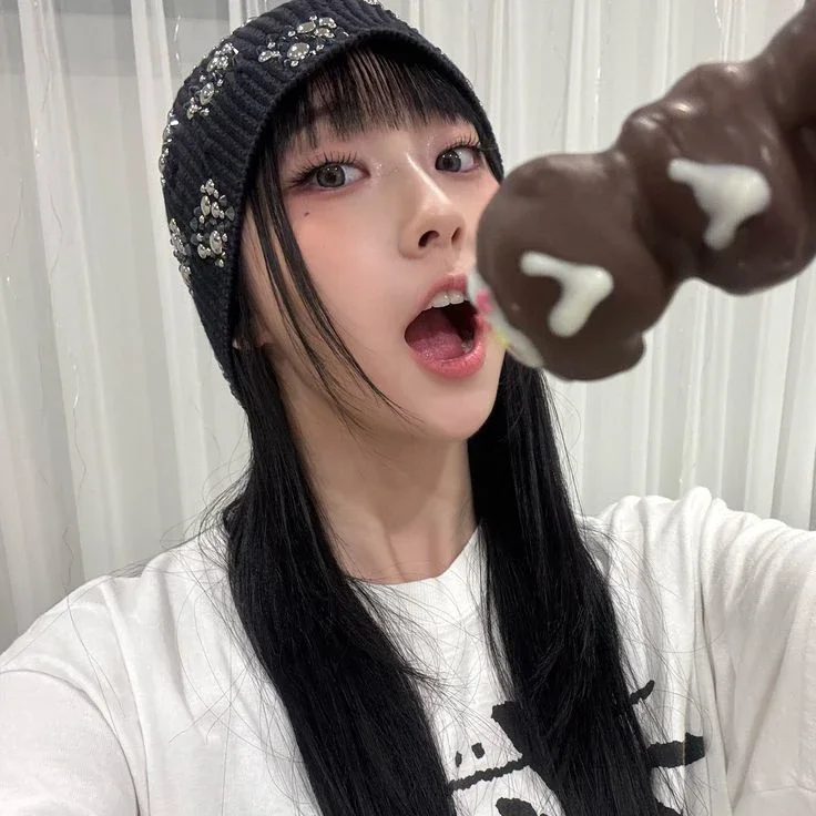 Jiyoon gallery image