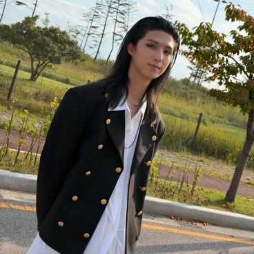 Jun Han 2