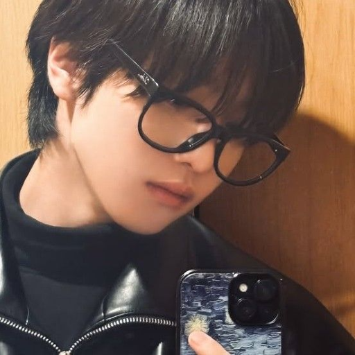 Yujun gallery image