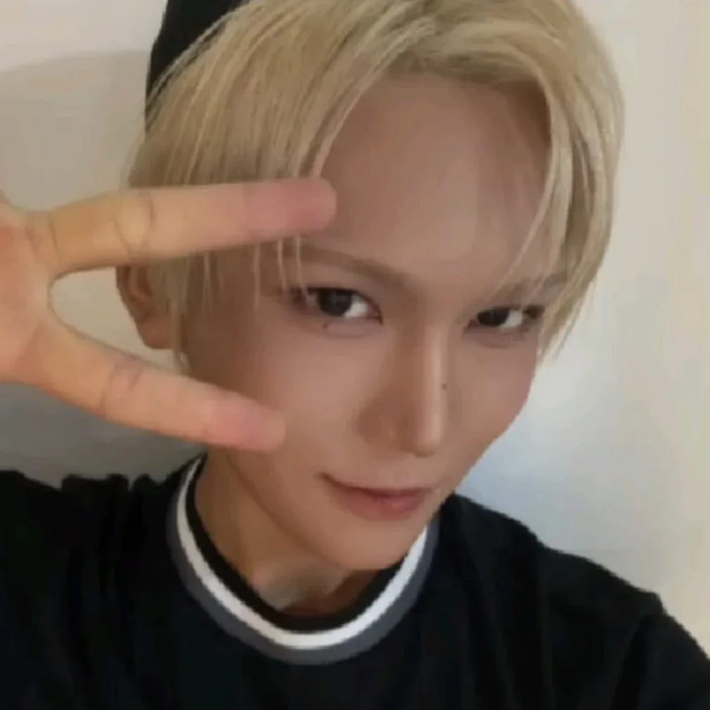 Hyun gallery image