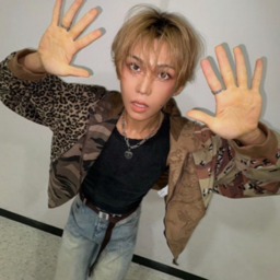 Hyun gallery image